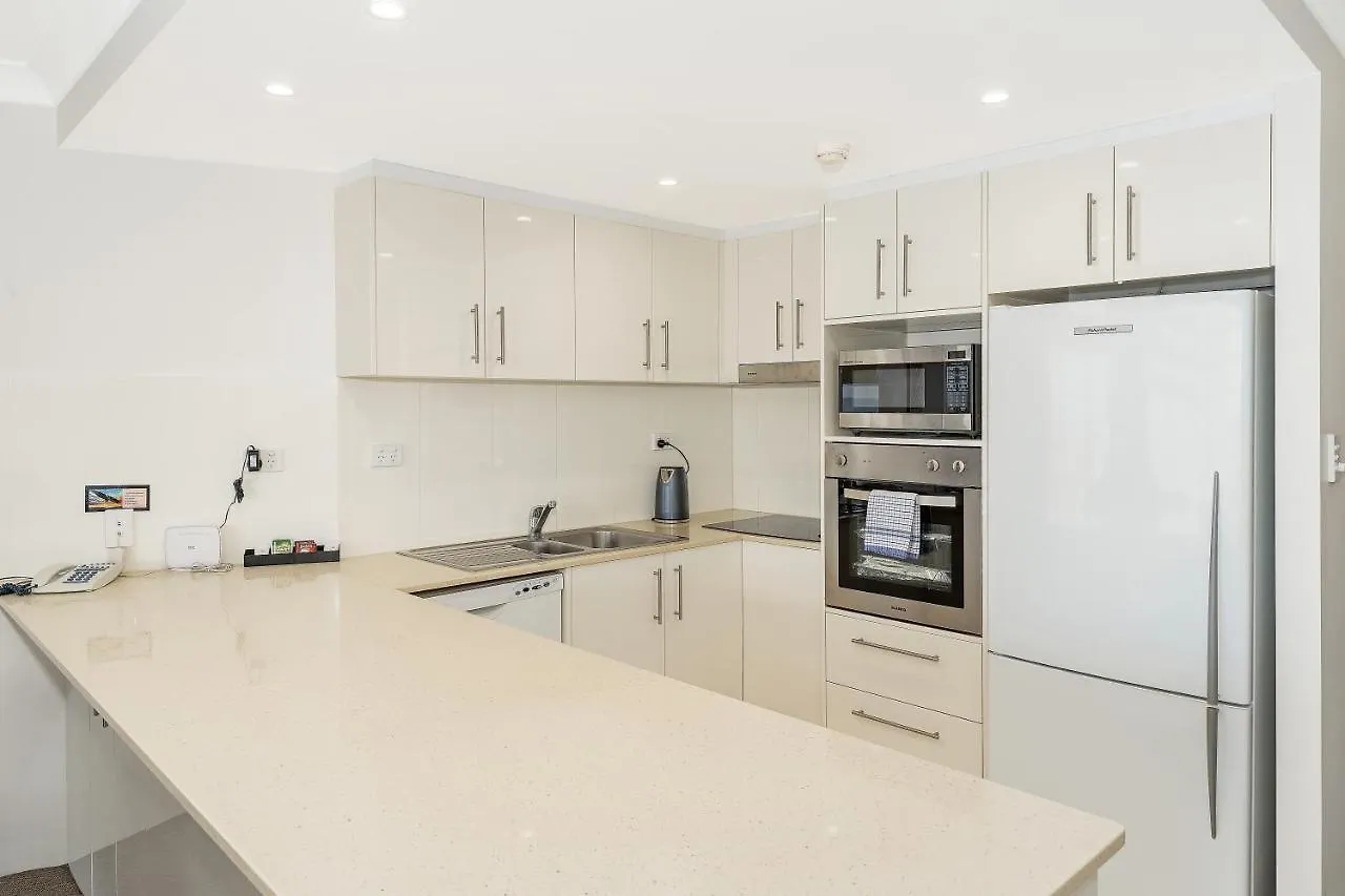 19Th Avenue On The Beach Gold Coast Aparthotel