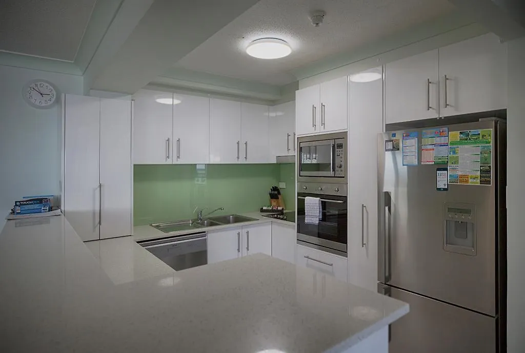 19Th Avenue On The Beach Gold Coast Aparthotel